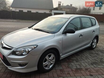 Хендай i30 2011 у Черкасах на Automoto.ua Сірий Хендай i30, об'ємом двигуна 1.4 л та пробігом 187 тис. км за 6500 $, фото 1 на Automoto.ua
