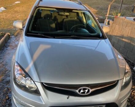 Серый Хендай i30, объемом двигателя 1.6 л и пробегом 162 тыс. км за 6300 $, фото 1 на Automoto.ua