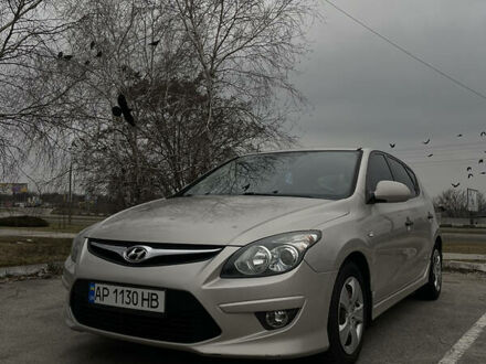 Хендай i30 2011 у Запоріжжя на Automoto.ua Сірий Хендай i30, об'ємом двигуна 1.6 л та пробігом 116 тис. км за 7700 $, фото 1 на Automoto.ua