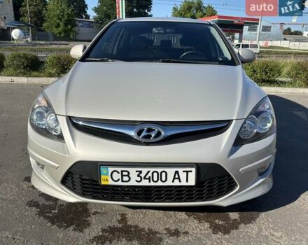 Серый Хендай i30, объемом двигателя 1.6 л и пробегом 53 тыс. км за 7800 $, фото 1 на Automoto.ua
