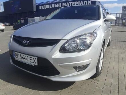 Хендай i30 2011 у Первомайске на Automoto.ua Сірий Хендай i30, об'ємом двигуна 0 л та пробігом 118 тис. км за 8500 $, фото 1 на Automoto.ua