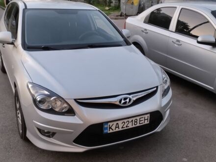 Сірий Хендай i30, об'ємом двигуна 1.6 л та пробігом 135 тис. км за 5900 $, фото 1 на Automoto.ua