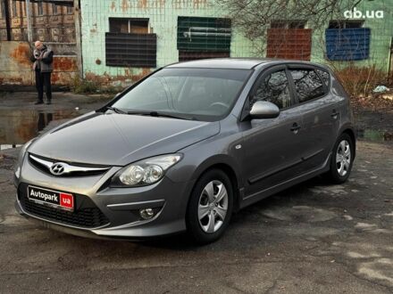 Серый Хендай i30, объемом двигателя 1.4 л и пробегом 162 тыс. км за 6490 $, фото 1 на Automoto.ua