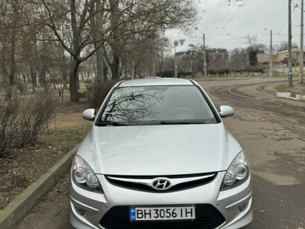 Хендай i30 2011 у Одесі на Automoto.ua Сірий Хендай i30, об'ємом двигуна 1.6 л та пробігом 142 тис. км за 6200 $, фото 1 на Automoto.ua