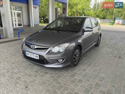 Серый Хендай i30, объемом двигателя 1.4 л и пробегом 136 тыс. км за 7200 $, фото 1 на Automoto.ua