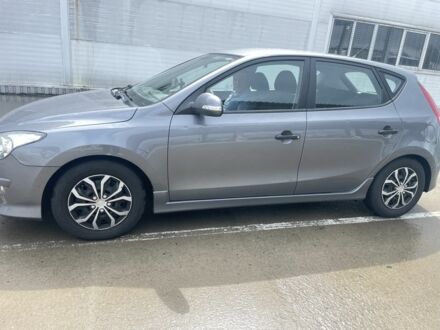 Хендай i30 2011 в Николаеве на Automoto.ua Серый Хендай i30, объемом двигателя 1.4 л и пробегом 135 тыс. км за 6300 $, фото 1 на Automoto.ua