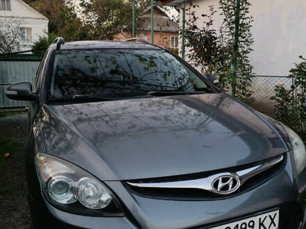 Серый Хендай i30, объемом двигателя 1.58 л и пробегом 348 тыс. км за 6000 $, фото 1 на Automoto.ua