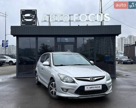 Серый Хендай i30, объемом двигателя 1.59 л и пробегом 199 тыс. км за 8390 $, фото 1 на Automoto.ua