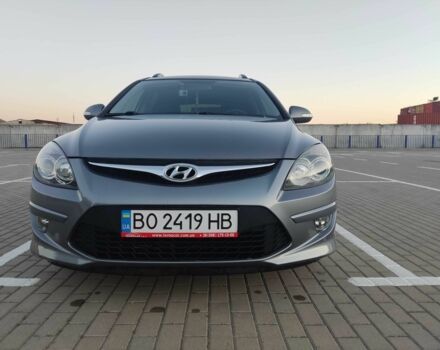 Серый Хендай i30, объемом двигателя 1.6 л и пробегом 220 тыс. км за 7689 $, фото 1 на Automoto.ua