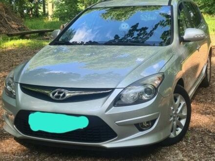 Хендай i30 2012 в Броварах на Automoto.ua Серый Хендай i30, объемом двигателя 1.6 л и пробегом 213 тыс. км за 5000 $, фото 1 на Automoto.ua