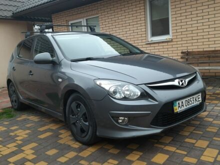 Сірий Хендай i30, об'ємом двигуна 1.6 л та пробігом 198 тис. км за 7500 $, фото 1 на Automoto.ua