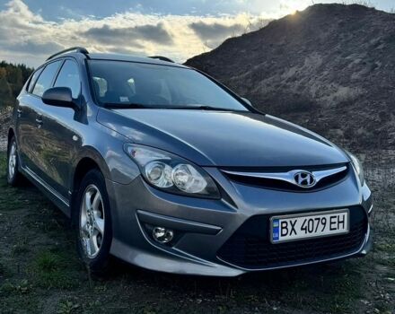 Сірий Хендай i30, об'ємом двигуна 1.58 л та пробігом 135 тис. км за 6700 $, фото 1 на Automoto.ua