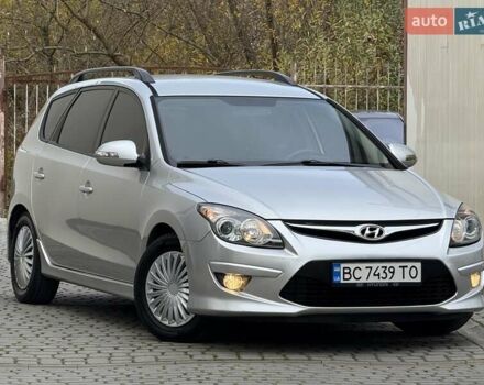 Серый Хендай i30, объемом двигателя 1.4 л и пробегом 230 тыс. км за 5650 $, фото 1 на Automoto.ua