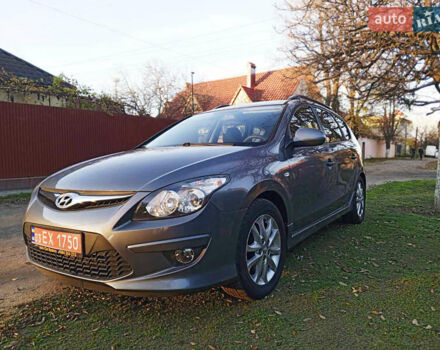 Сірий Хендай i30, об'ємом двигуна 1.4 л та пробігом 167 тис. км за 7400 $, фото 1 на Automoto.ua