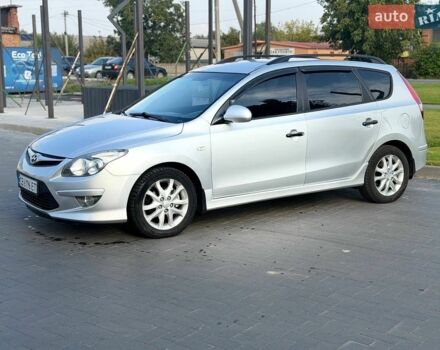 Серый Хендай i30, объемом двигателя 1.59 л и пробегом 180 тыс. км за 7800 $, фото 1 на Automoto.ua