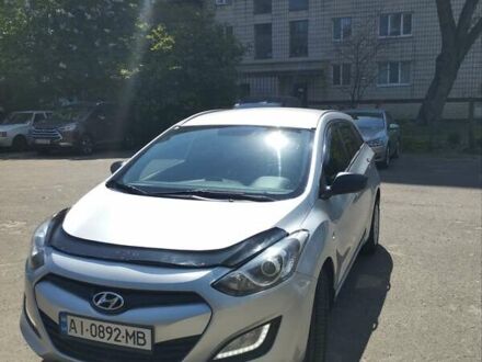 Хендай i30 2012 в Киеве на Automoto.ua Серый Хендай i30, объемом двигателя 1.4 л и пробегом 260 тыс. км за 6700 $, фото 1 на Automoto.ua