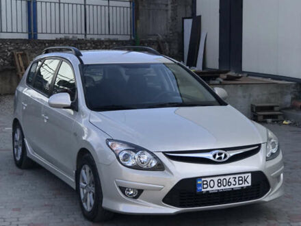 Хендай i30 2012 в Тернополе на Automoto.ua Серый Хендай i30, объемом двигателя 1.4 л и пробегом 182 тыс. км за 6600 $, фото 1 на Automoto.ua
