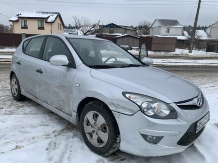 Серый Хендай i30, объемом двигателя 1.4 л и пробегом 188 тыс. км за 2777 $, фото 1 на Automoto.ua
