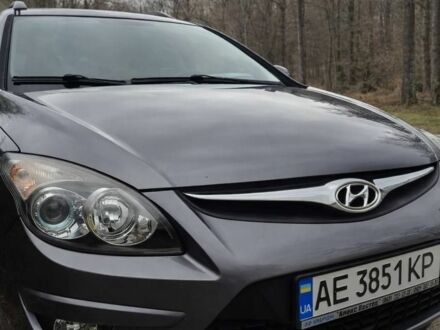 Сірий Хендай i30, об'ємом двигуна 1.6 л та пробігом 110 тис. км за 6999 $, фото 1 на Automoto.ua