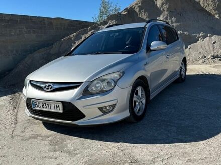 Серый Хендай i30, объемом двигателя 1.6 л и пробегом 290 тыс. км за 6300 $, фото 1 на Automoto.ua