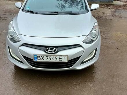 Сірий Хендай i30, об'ємом двигуна 1.4 л та пробігом 146 тис. км за 9500 $, фото 1 на Automoto.ua