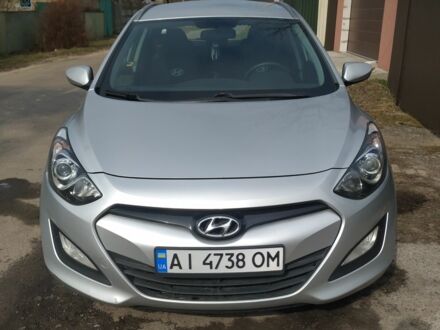 Серый Хендай i30, объемом двигателя 1.6 л и пробегом 260 тыс. км за 8999 $, фото 1 на Automoto.ua