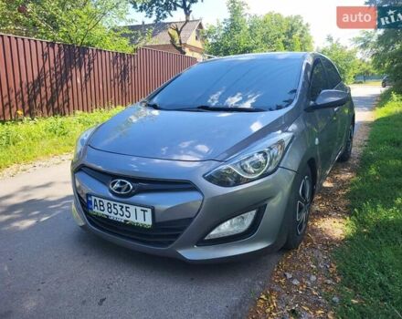 Серый Хендай i30, объемом двигателя 1.4 л и пробегом 280 тыс. км за 5800 $, фото 1 на Automoto.ua