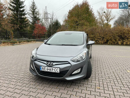 Серый Хендай i30, объемом двигателя 1.4 л и пробегом 208 тыс. км за 8450 $, фото 1 на Automoto.ua