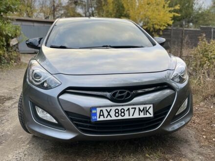 Серый Хендай i30, объемом двигателя 1.4 л и пробегом 140 тыс. км за 6900 $, фото 1 на Automoto.ua