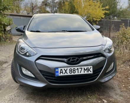 Серый Хендай i30, объемом двигателя 1.4 л и пробегом 135 тыс. км за 9000 $, фото 1 на Automoto.ua