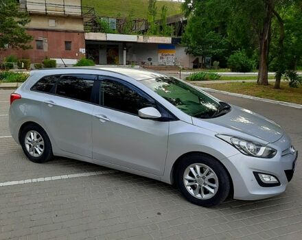 Сірий Хендай i30, об'ємом двигуна 1.6 л та пробігом 199 тис. км за 8500 $, фото 1 на Automoto.ua