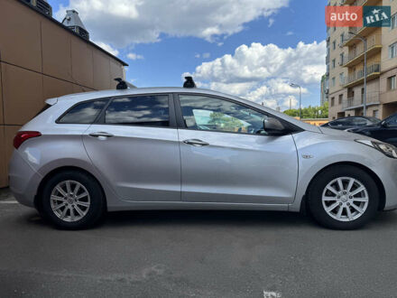 Хендай i30 2013 в Киеве на Automoto.ua Серый Хендай i30, объемом двигателя 1.6 л и пробегом 113 тыс. км за 10800 $, фото 1 на Automoto.ua