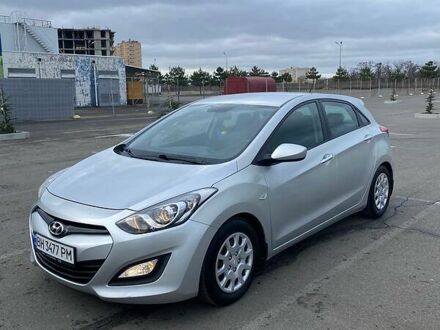 Хендай i30 2014 в Одессе на Automoto.ua Серый Хендай i30, объемом двигателя 1.4 л и пробегом 80 тыс. км за 7600 $, фото 1 на Automoto.ua