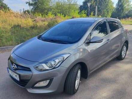 Хендай i30 2014 у Вышгороде на Automoto.ua Сірий Хендай i30, об'ємом двигуна 1.58 л та пробігом 150 тис. км за 11200 $, фото 1 на Automoto.ua