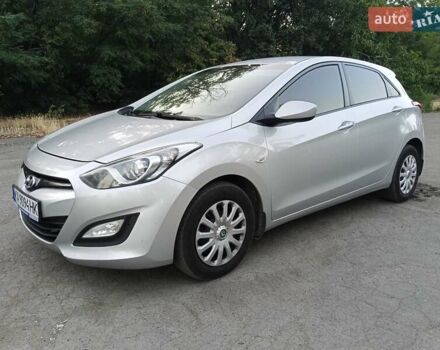 Серый Хендай i30, объемом двигателя 1.4 л и пробегом 260 тыс. км за 7800 $, фото 1 на Automoto.ua