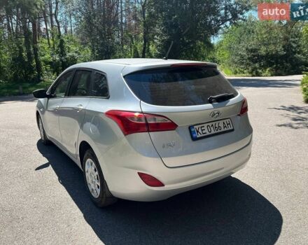 Серый Хендай i30, объемом двигателя 1.4 л и пробегом 191 тыс. км за 8250 $, фото 1 на Automoto.ua