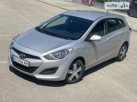 Сірий Хендай i30, об'ємом двигуна 1.4 л та пробігом 173 тис. км за 8500 $, фото 1 на Automoto.ua