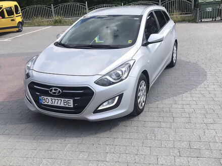 Хендай i30 2015 в Тернополе на Automoto.ua Серый Хендай i30, объемом двигателя 1.4 л и пробегом 240 тыс. км за 9300 $, фото 1 на Automoto.ua