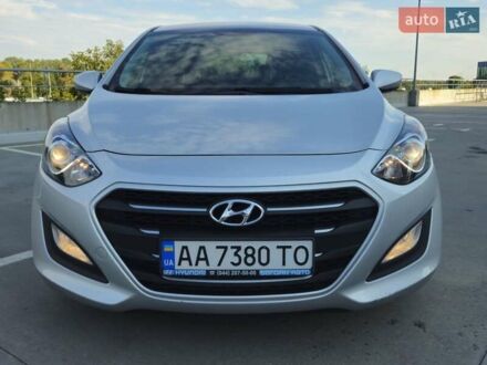 Серый Хендай i30, объемом двигателя 1.59 л и пробегом 83 тыс. км за 13500 $, фото 1 на Automoto.ua