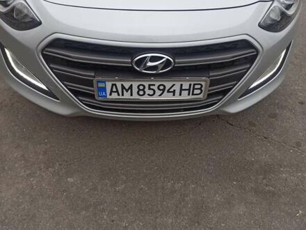 Серый Хендай i30, объемом двигателя 1.6 л и пробегом 150 тыс. км за 12300 $, фото 1 на Automoto.ua