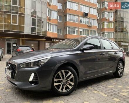 Сірий Хендай i30, об'ємом двигуна 1.58 л та пробігом 194 тис. км за 14000 $, фото 1 на Automoto.ua