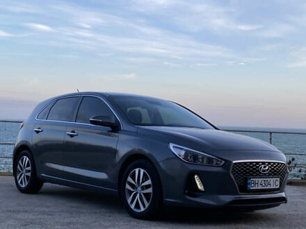 Серый Хендай i30, объемом двигателя 1.59 л и пробегом 27 тыс. км за 15900 $, фото 1 на Automoto.ua