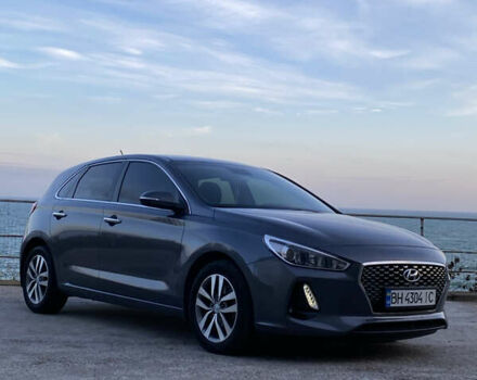 Серый Хендай i30, объемом двигателя 1.59 л и пробегом 27 тыс. км за 15900 $, фото 1 на Automoto.ua