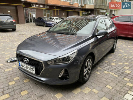 Хендай i30 2018 у Вінниці на Automoto.ua Сірий Хендай i30, об'ємом двигуна 1.58 л та пробігом 185 тис. км за 13300 $, фото 1 на Automoto.ua