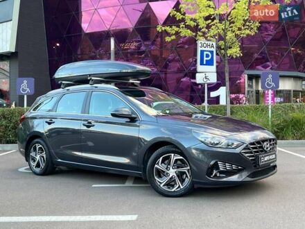 Сірий Хендай i30, об'ємом двигуна 1.5 л та пробігом 55 тис. км за 19490 $, фото 1 на Automoto.ua