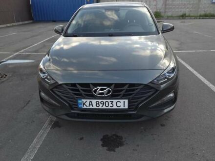 Серый Хендай i30, объемом двигателя 1.5 л и пробегом 70 тыс. км за 13669 $, фото 1 на Automoto.ua