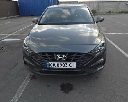 Серый Хендай i30, объемом двигателя 1.5 л и пробегом 70 тыс. км за 13672 $, фото 1 на Automoto.ua