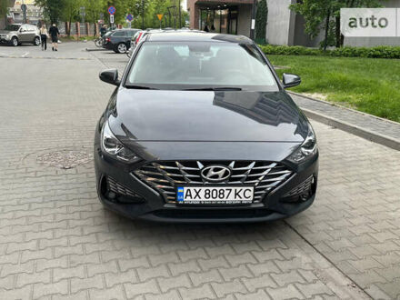 Сірий Хендай i30, об'ємом двигуна 1.5 л та пробігом 16 тис. км за 17000 $, фото 1 на Automoto.ua