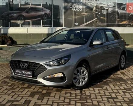 Серый Хендай i30, объемом двигателя 1.5 л и пробегом 76 тыс. км за 17017 $, фото 1 на Automoto.ua