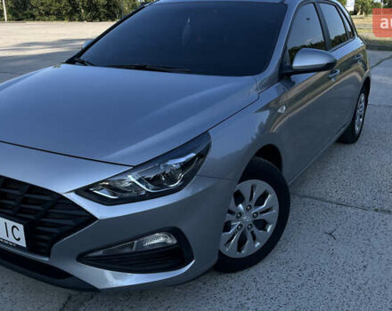 Серый Хендай i30, объемом двигателя 1.5 л и пробегом 58 тыс. км за 15800 $, фото 1 на Automoto.ua